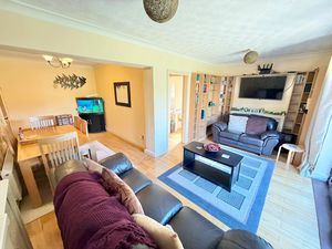Chalfield Avenue Great Sutton